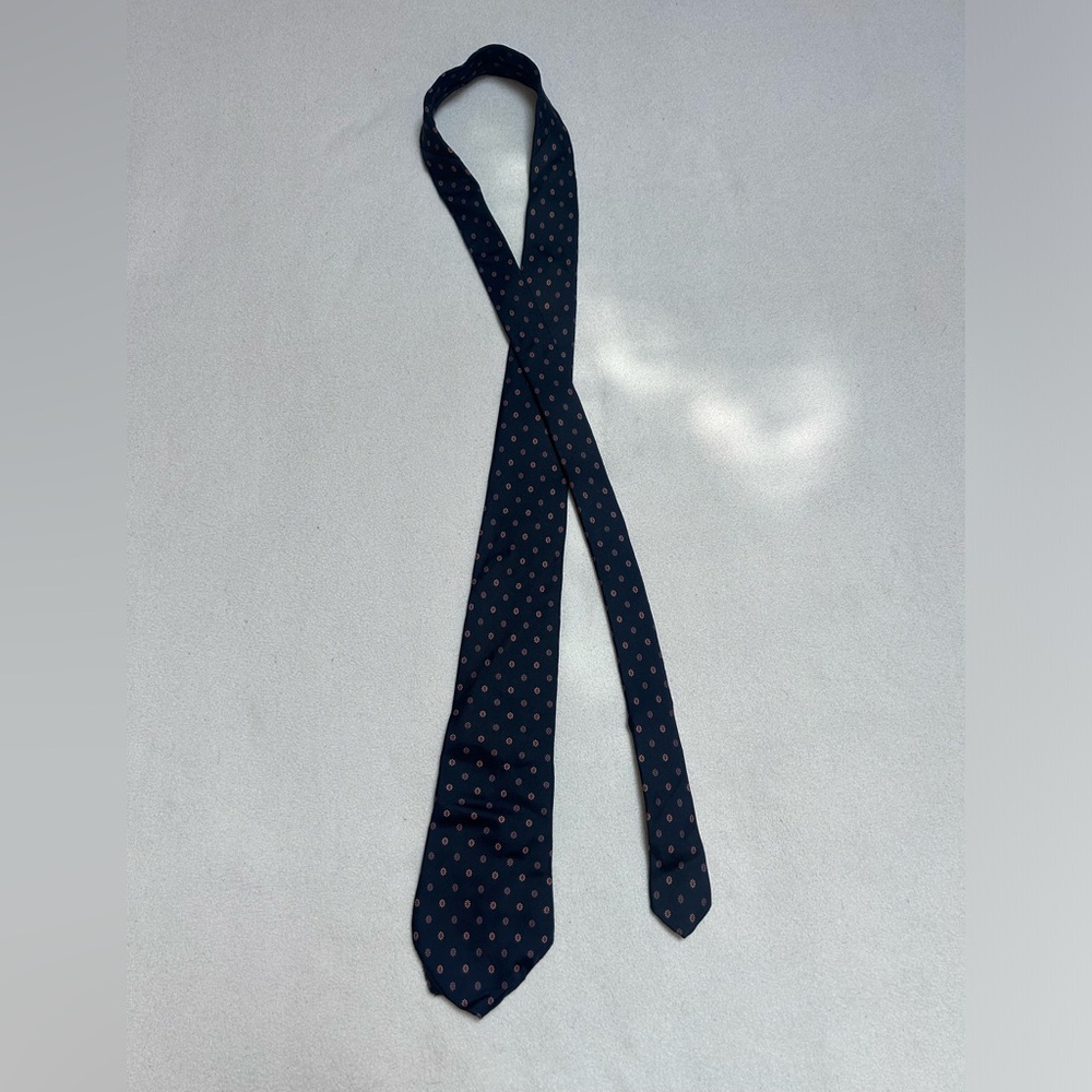 Men's silk tie